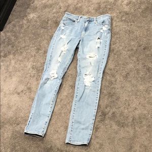 Levi high rise denim